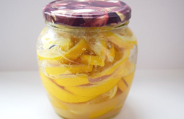 Традиционные и оригинальные рецепты заготовки лимонов на зиму