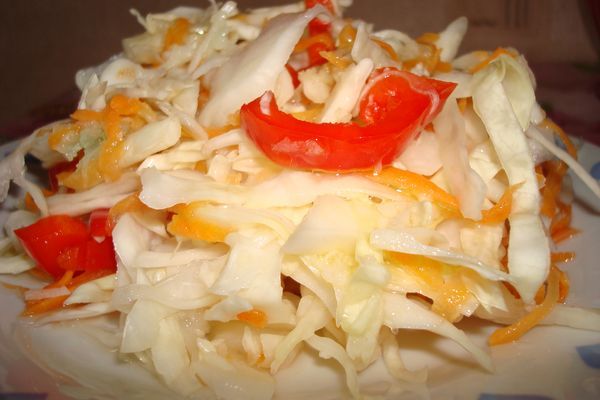 Оригинальные и традиционные рецепты маринованной капусты с перцем