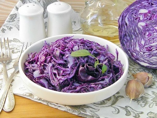 Лучшие рецепты маринования краснокочанной капусты на зиму