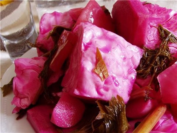 Лучшие рецепты маринования краснокочанной капусты на зиму