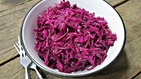 Лучшие рецепты маринования краснокочанной капусты на зиму