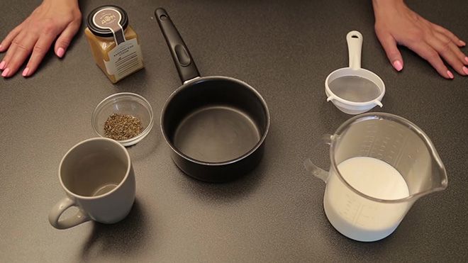 Шалфей от кашля взрослым и детям: с молоком для горла, в виде леденцов и таблеток для рассасывания Шалфей от кашля взрослым и детям: с молоком для горла, в виде леденцов и таблеток для рассасывания