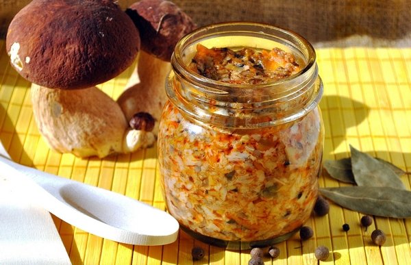 Вкусная грибная икра на зиму: 26 простых в приготовлении рецептов