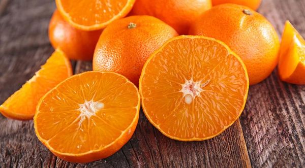Гибрид мандарина и апельсина: как принято называть цитрус