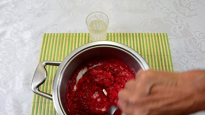 Варенье из барбариса: рецепты с косточками, на зиму, без варки, с яблоками
