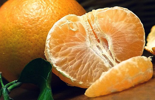 Можно ли отравиться мандаринами, симптомы и лечение подобных случаев