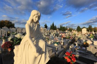 Отличия российских и зарубежных кладбищ